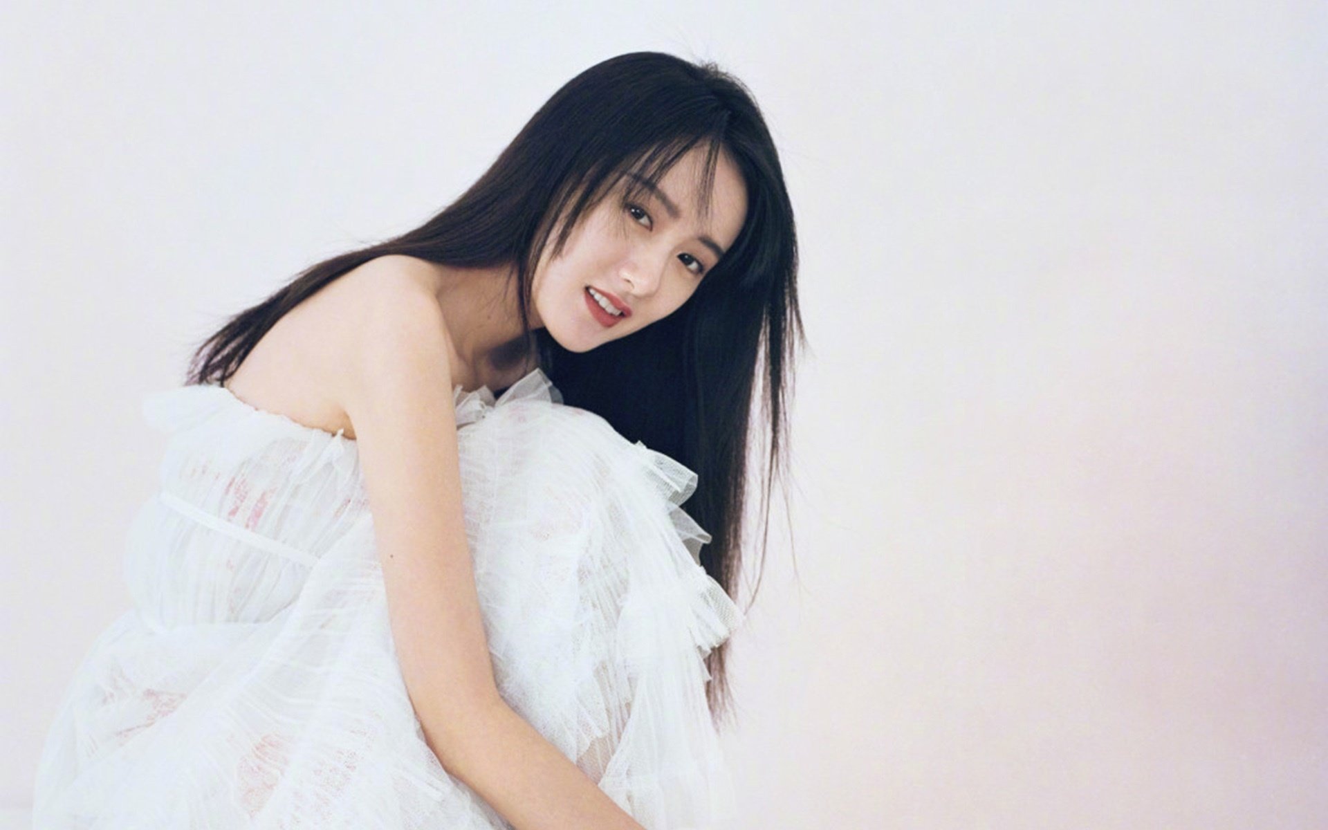 爱游戏娱乐网址-“德甲标志性比赛，场面火爆引人注目”，德甲的标志那个人是谁