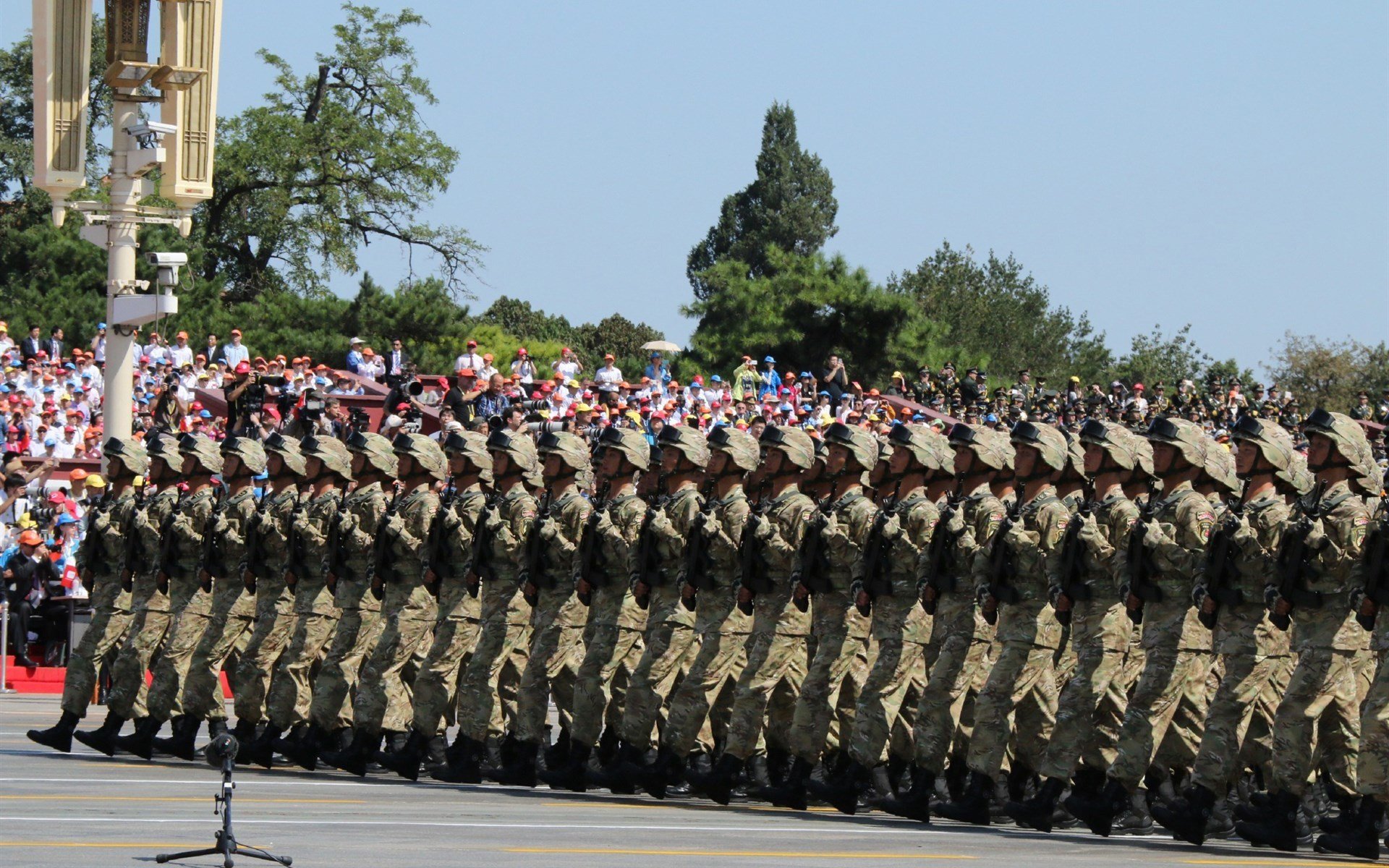 《电竞装备行业高速发展,专业设备普及程度大幅提升》,电竞设备品牌排行榜前十名