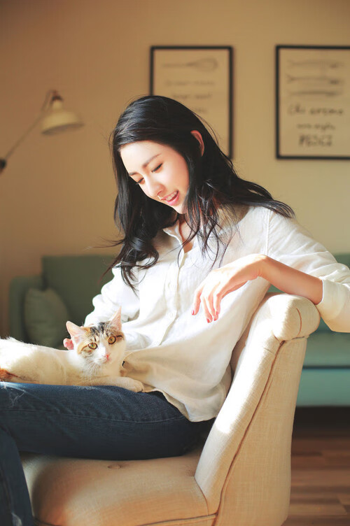 北京鸭险胜北控季后赛领先形势明朗,北京鸭队球员名单