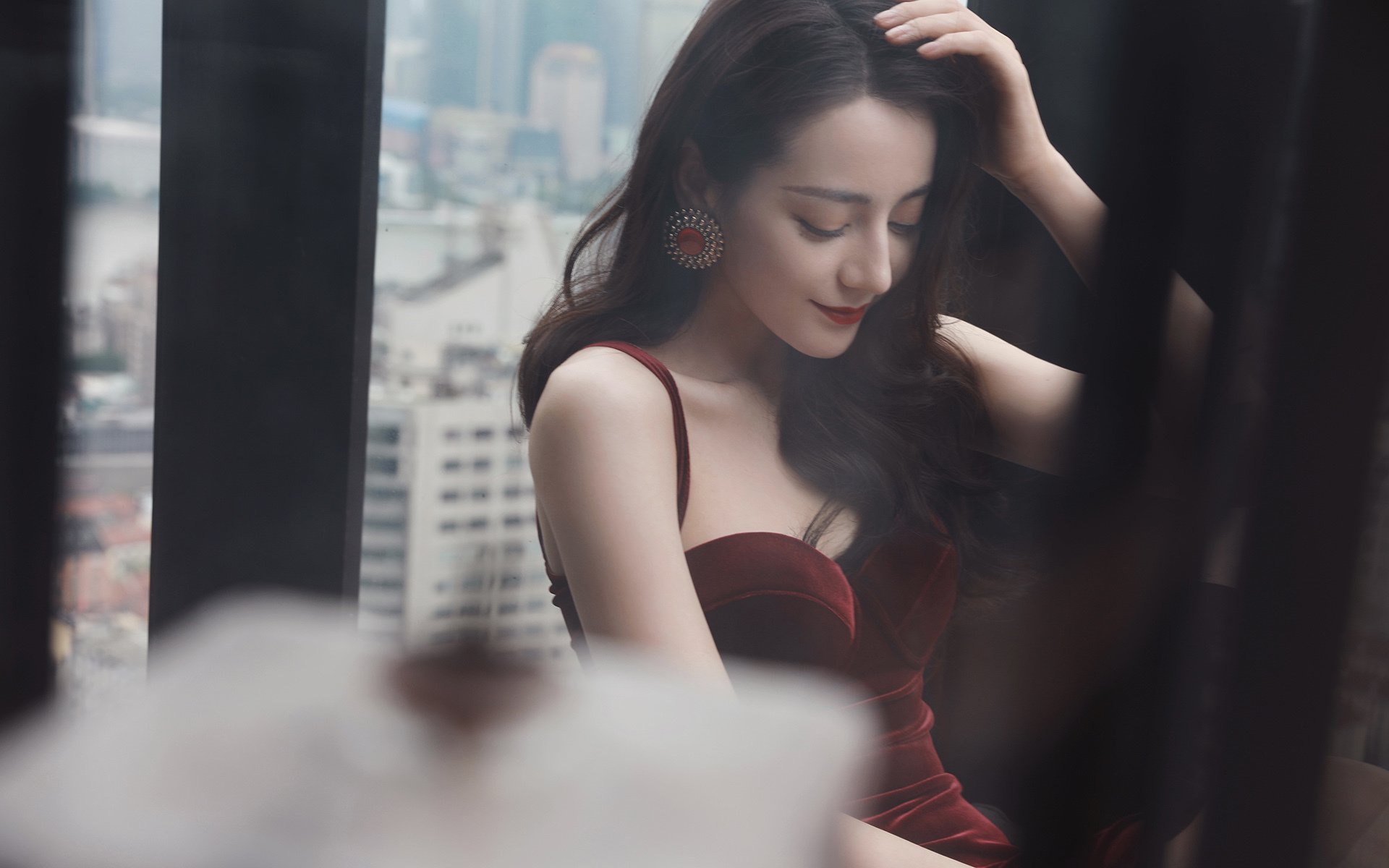 爱游戏娱乐-女子足球联赛后防线表现稳定提升，女子足球球门